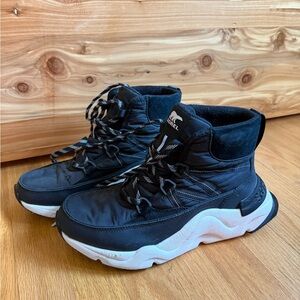 Sorel Black High-Top boots